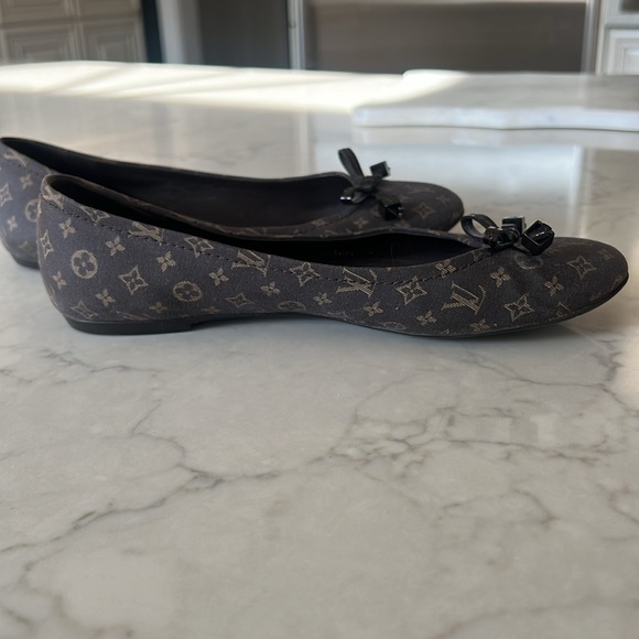 Louis Vuitton Monogram Ballerina Flat—size 37 1/2 - Picture 11 of 14